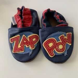 never worn zap pow robeez 0-6 months